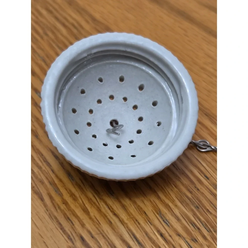 Kaiser W. Germany Porcelain Tea Infuser & Drip Cup – Vintage Rose Pattern